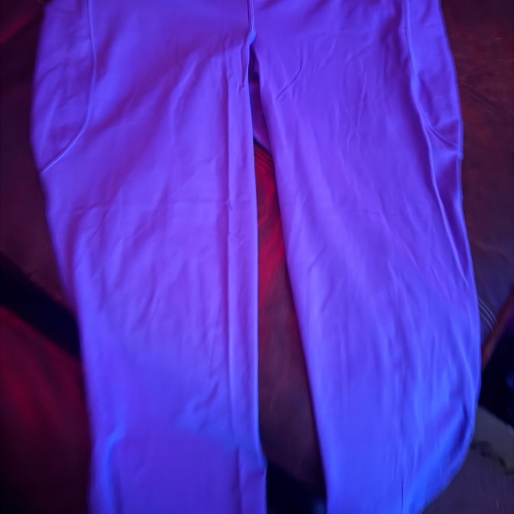 LuLuLemon Wunder Train Leggings 16 - Picture 1 of 4